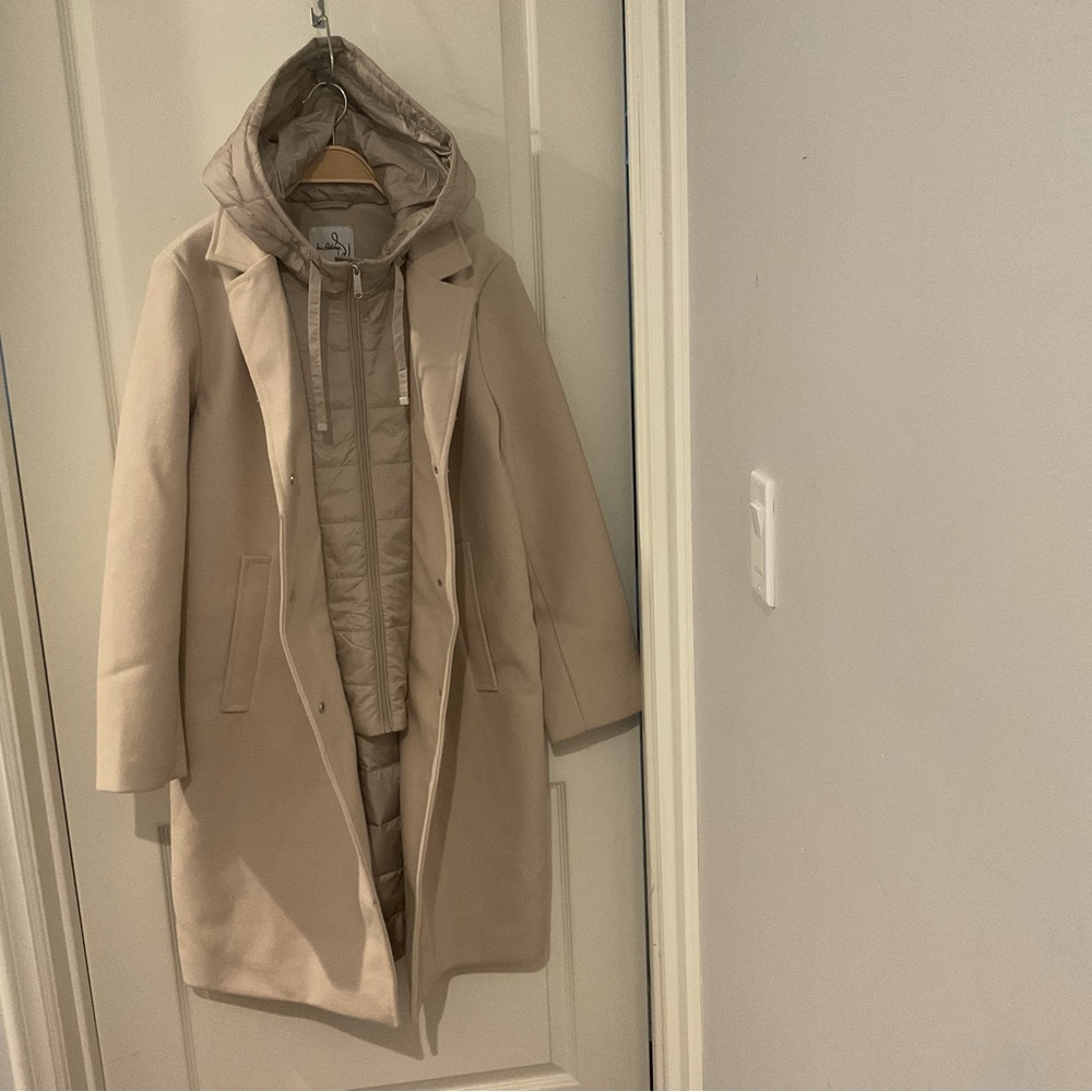 Sam Edelman Tan Jacket
L size
New with tag